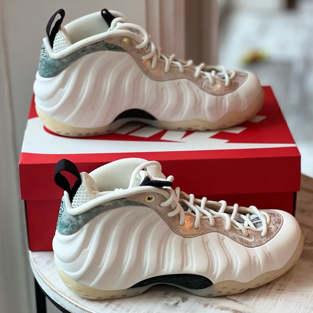 Nike Foamposite One Marble Summit White Size 7w VNDS Sneakers
